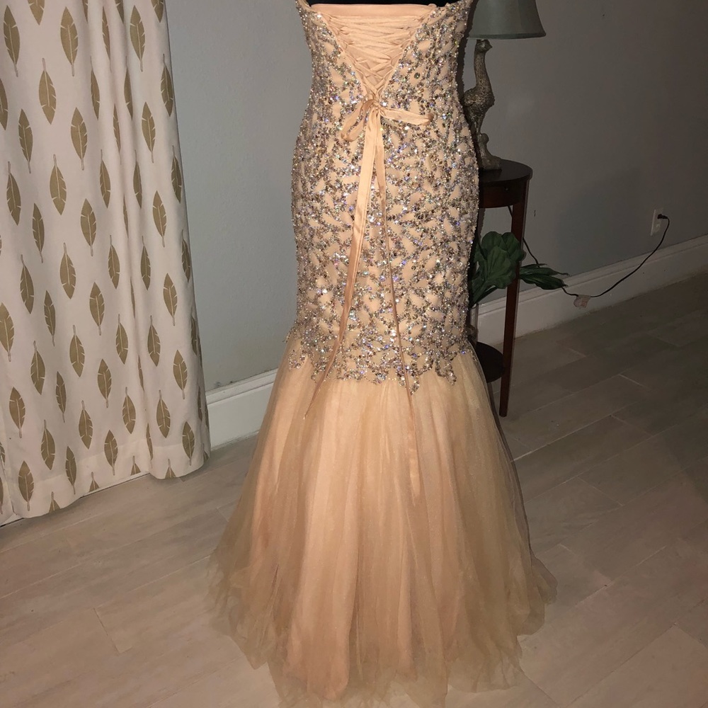 Prom/formal Dress - Picture 2 of 2